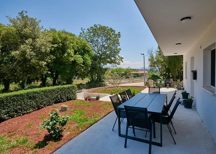 Endji Διαμέρισμα *